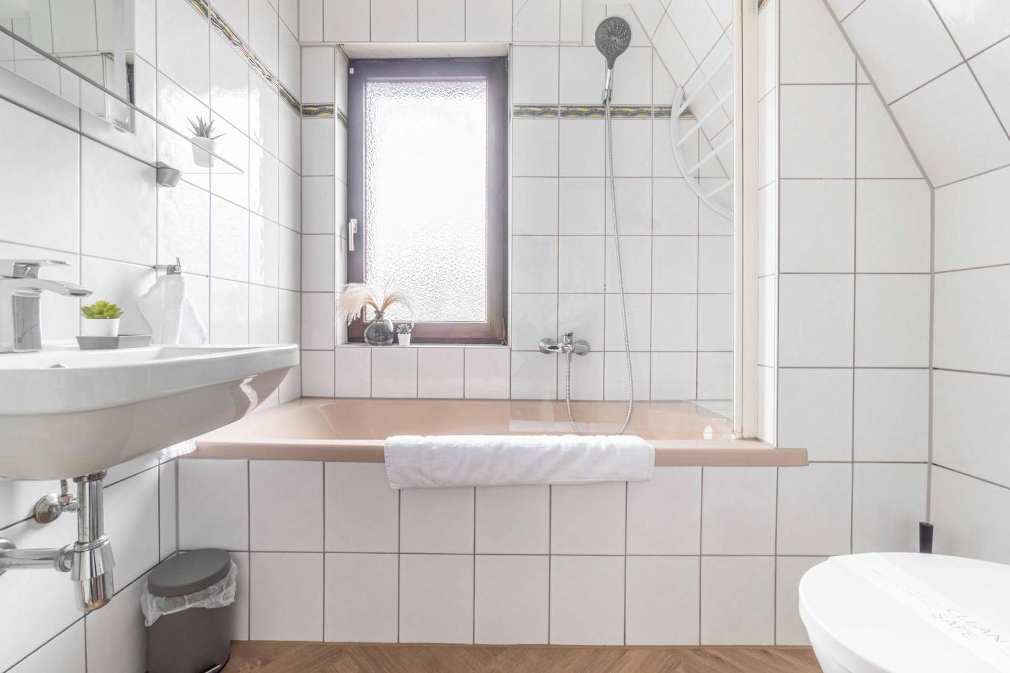 Nice & Calm - Wohlfuehl-Wohnung In Stadtnaehe Fuer Familien Oder Freunde Wesel  Exteriör bild